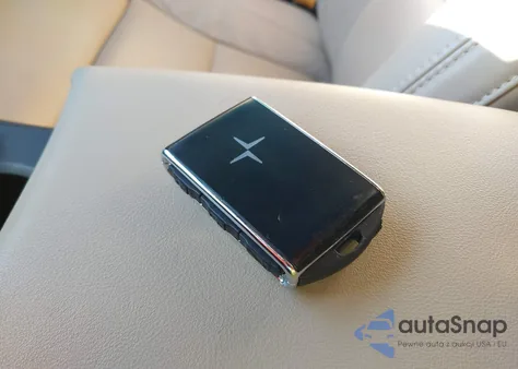 2022 Polestar 2 Long Range Dual Motor z USA, uszkodzony, nr VIN LPSED3KAXNL083758